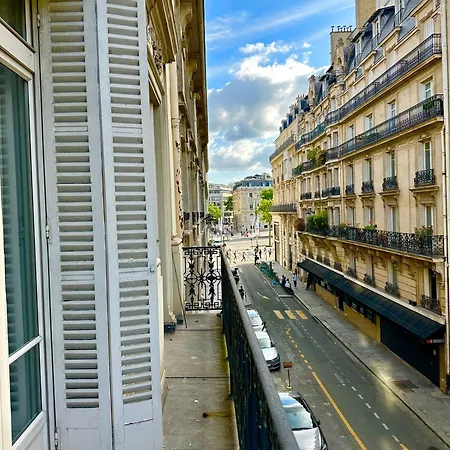 Champs Elysee Prestige Paris