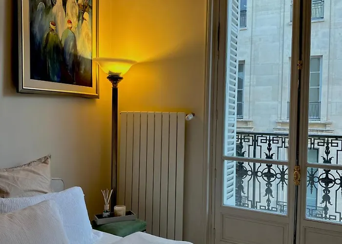 Апартаменты Champs Elysee Prestige *